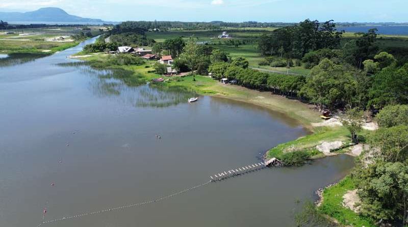 Escoteiros do RS desembarcam na Lagoa do Peixoto para curso técnico em Osório