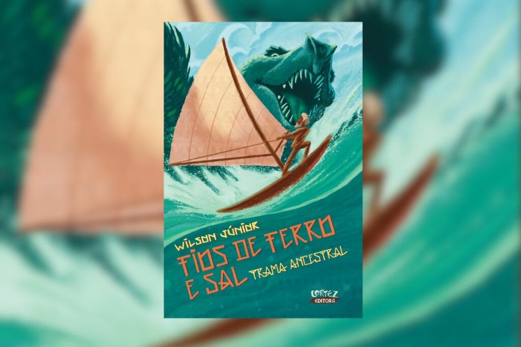 10 livros para construir uma cultura antirracista 50 Capa de livro com nome e título do autor com ilustração de um homem negro navegando em barco e um tubarão atrás