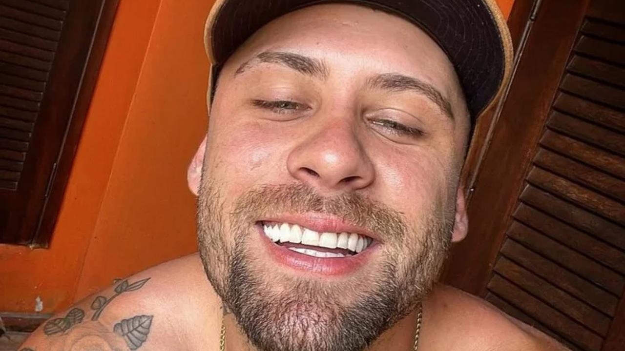 Mulher reage e mata ex-namorado a facadas